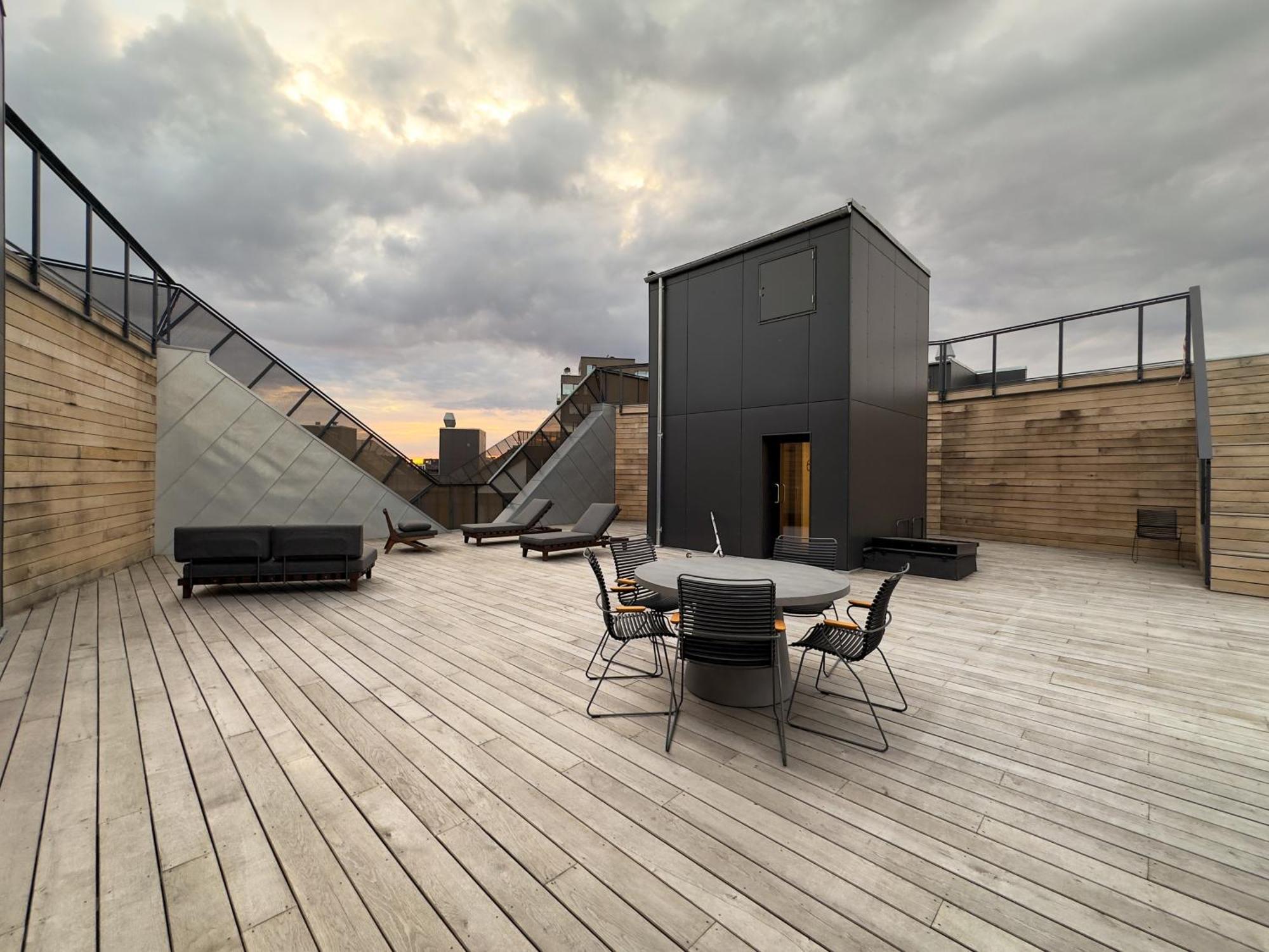 Leilighet Exclusive Penthouse With Sunset Views